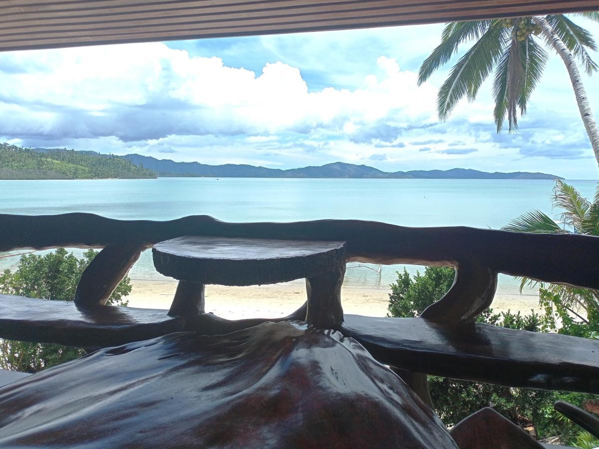 Ausan Beach Front Cottages Barton Ngoại thất bức ảnh