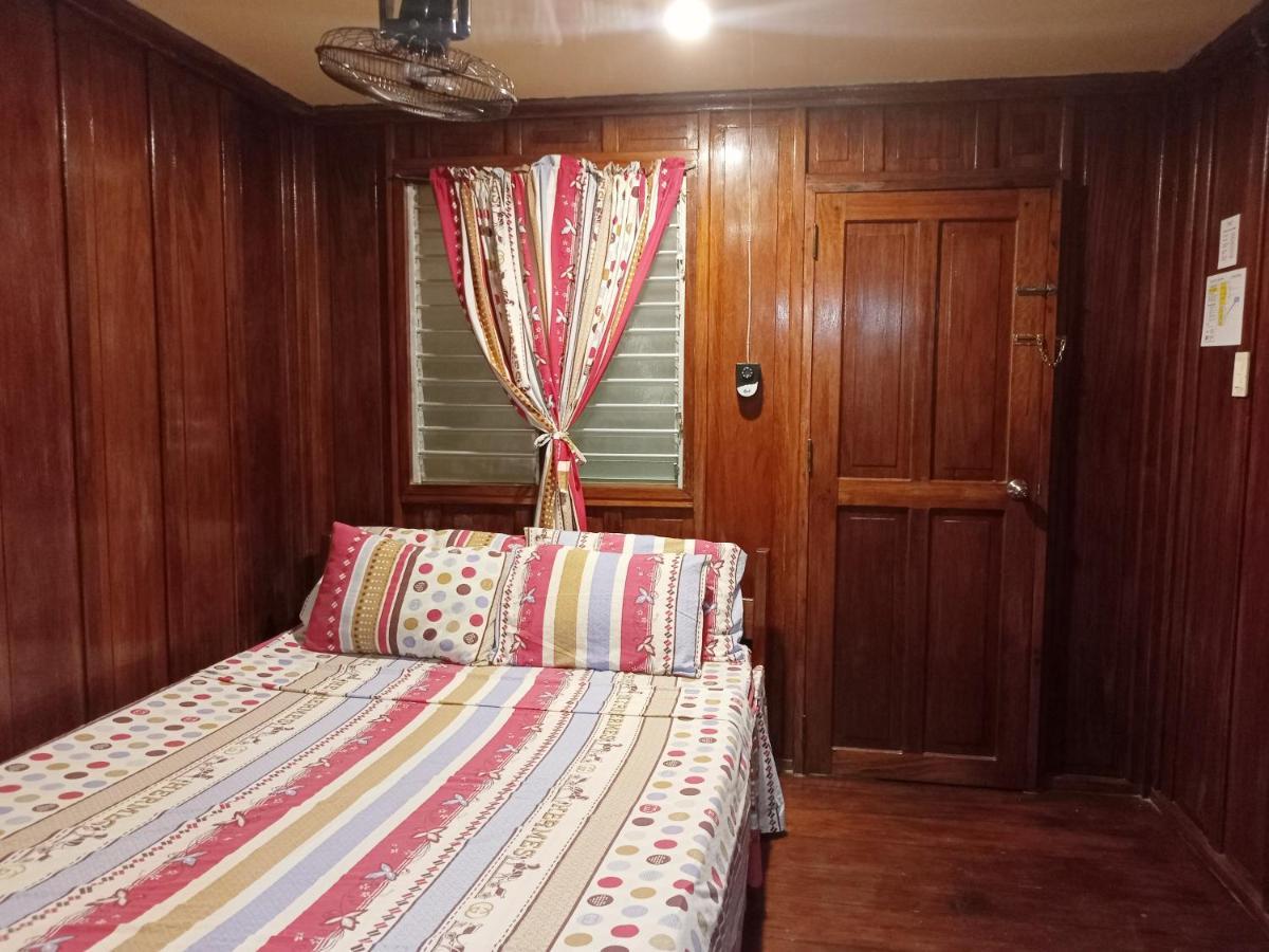 Ausan Beach Front Cottages Barton Ngoại thất bức ảnh