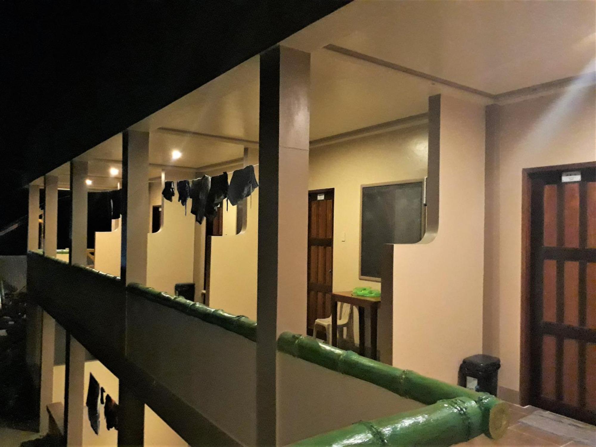 Ausan Beach Front Cottages Barton Ngoại thất bức ảnh